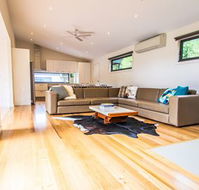 The BASE Luxury Villas - Tourism Canberra