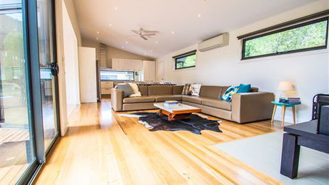 The BASE Luxury Villas - Tourism Canberra 0