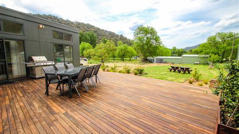 The BASE Luxury Villas - Tourism Canberra 4