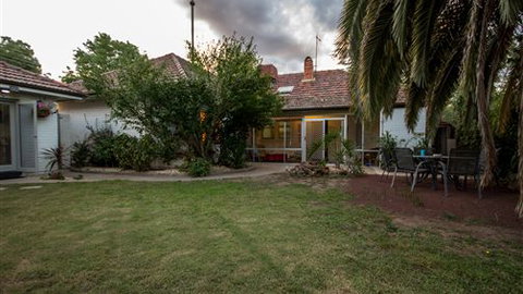 Benson House And Benson Lodge - Tourism Canberra 7