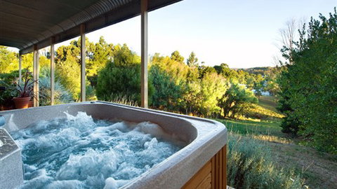 Acqua Vista - Tourism Canberra 0