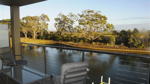 Gippsland Lakehouse - Tourism Canberra 1