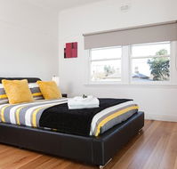 Phyl  May's Luxury Accommodation