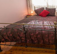 Muscat House - Tourism Canberra