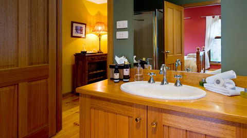 Abbott's Rest - Hepburn Springs - Tourism Canberra 2