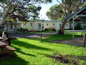 Beachside Holiday Park - Tourism Canberra 0