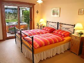 Stephanette's Cottage - Tourism Canberra 0