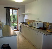 Adrienne's Place on the Hill - Tourism Canberra
