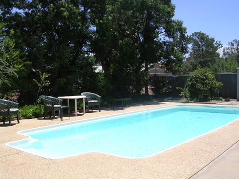 A-Line Motel - Tourism Canberra 3