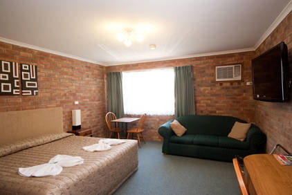Allan Cunningham Motel And Old Wagon Restaurant - Tourism Canberra 0