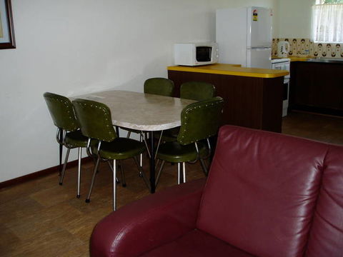 Augusta Escape - Tourism Canberra 3