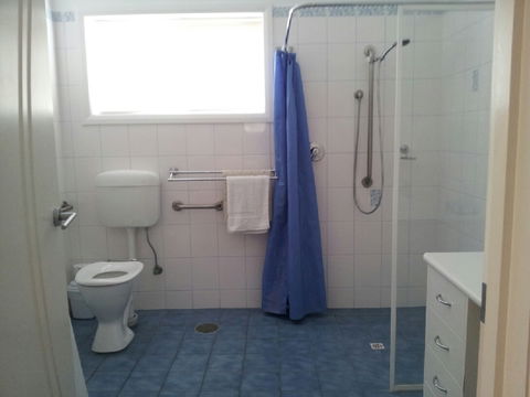 Beachport Caravan Park - Tourism Canberra 4