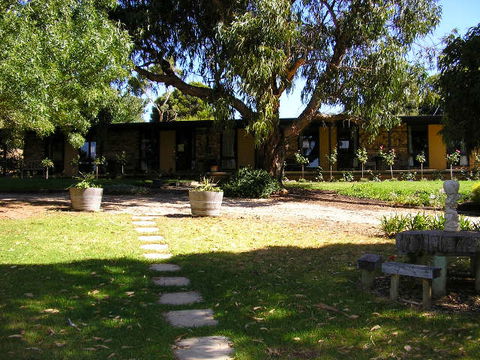 Blickinstal Barossa Valley Retreat - Tourism Canberra 1