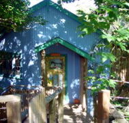 Blue Poles Cafe Gallery  BB - Tourism Canberra