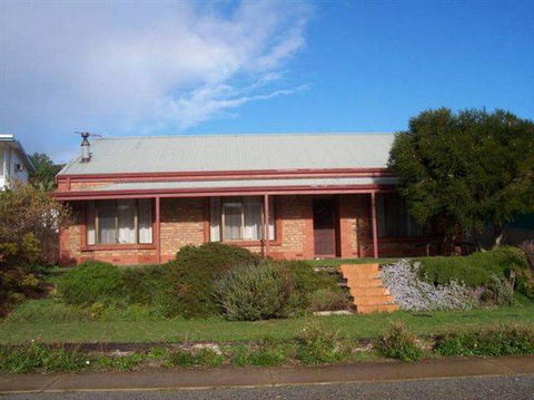 Bott's Beach Retreat - Tourism Canberra 0