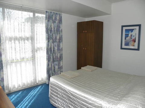 Capri Lodge Apartments - Tourism Canberra 5