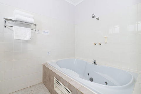 Carrum Downs Motel - Tourism Canberra 1