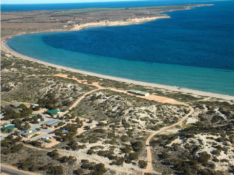 Ceduna Shelly Beach Caravan Park - Tourism Canberra 1
