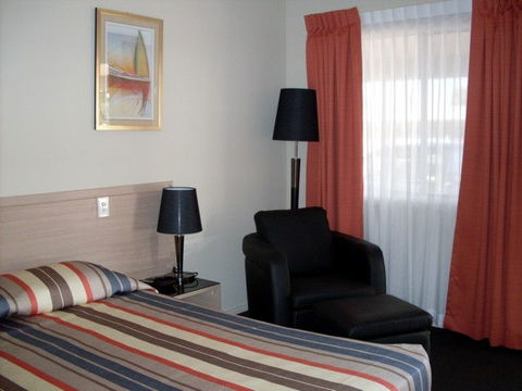 Cobar Central Motor Inn - Tourism Canberra 1