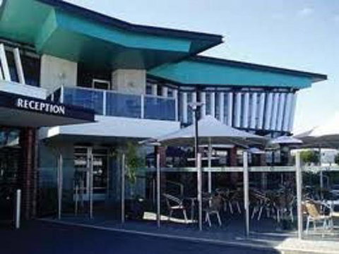 Comfort Hotel Highlander - Tourism Canberra 0