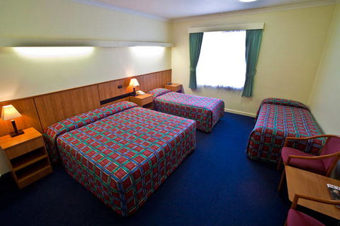 Comfort Hotel Perth City - Tourism Canberra 5