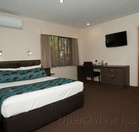 Comfort Inn  Suites Robertson Gardens - Tourism Canberra