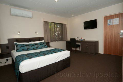 Comfort Inn & Suites Robertson Gardens - Tourism Canberra 0