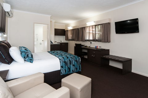 Comfort Inn & Suites Robertson Gardens - Tourism Canberra 6