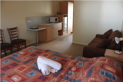 Country Roads Motor Inn - Gayndah - Tourism Canberra 4