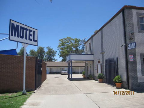Dragon Phoenix Resort & Restaurant - Tourism Canberra 13
