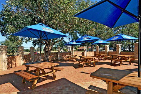 Drakesbrook Hotel - Tourism Canberra 1