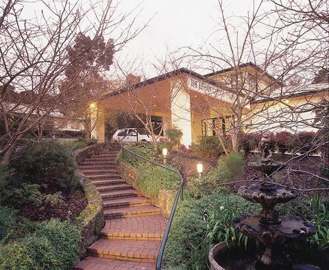 Eltham Gateway Hotel And Conference Centre - Tourism Canberra 0