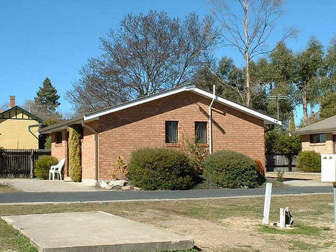 Fossicker Caravan Park - Tourism Canberra 1
