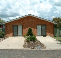 Fossicker Caravan Park - Tourism Canberra