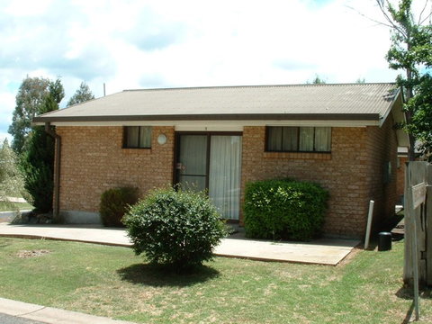 Fossicker Caravan Park - Tourism Canberra 3