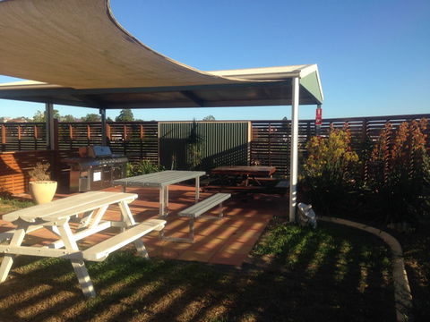 Gympie Caravan Park - Queens Park - Tourism Canberra 0
