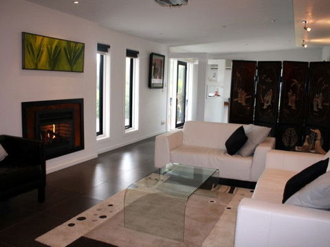Harmony Bed And Breakfast - Tourism Canberra 1