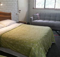 Holland Park Motel - Tourism Canberra