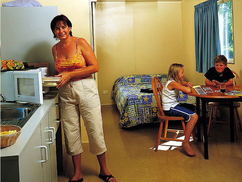 Kakadu Lodge & Caravan Park - Tourism Canberra 3