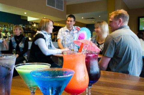 Loxton Hotel - Tourism Canberra 0