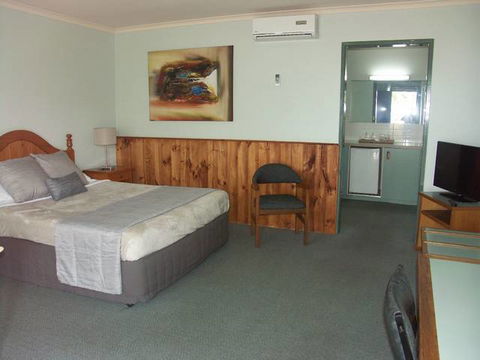 Melaleuca Motel - Tourism Canberra 2
