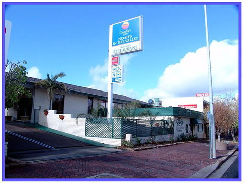 NOAH'S Mid City Motor Inn - Tourism Canberra 1