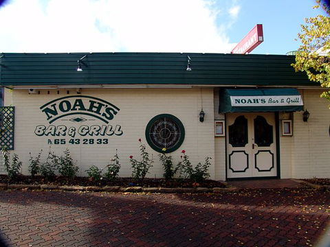 NOAH'S Mid City Motor Inn - Tourism Canberra 4