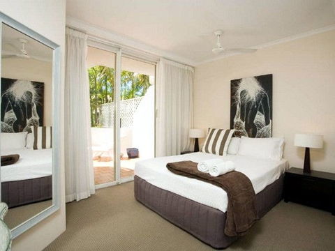 Noosa Tropicana - Tourism Canberra 4