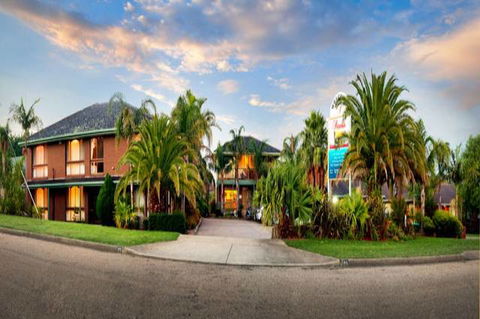 Paradise Holiday Apartments - Tourism Canberra 2