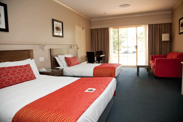 Parklands Resort & Conference Centre - Tourism Canberra 0