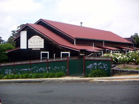 Pemberton Old Picture Theatre Holiday Apts - Tourism Canberra 2