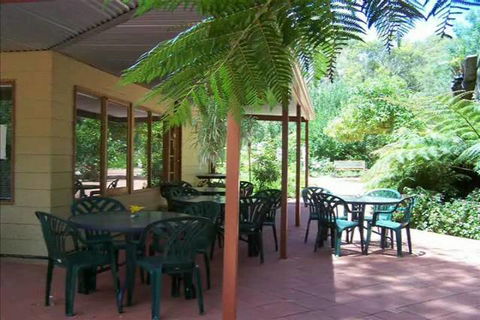 Rainforest Retreat Murray Bridge - Tourism Canberra 0