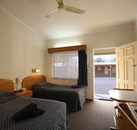 Rest Point Motor Inn and Hereford Steakhouse - Tourism Canberra