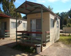 Hay Caravan Park - Tourism Canberra 5